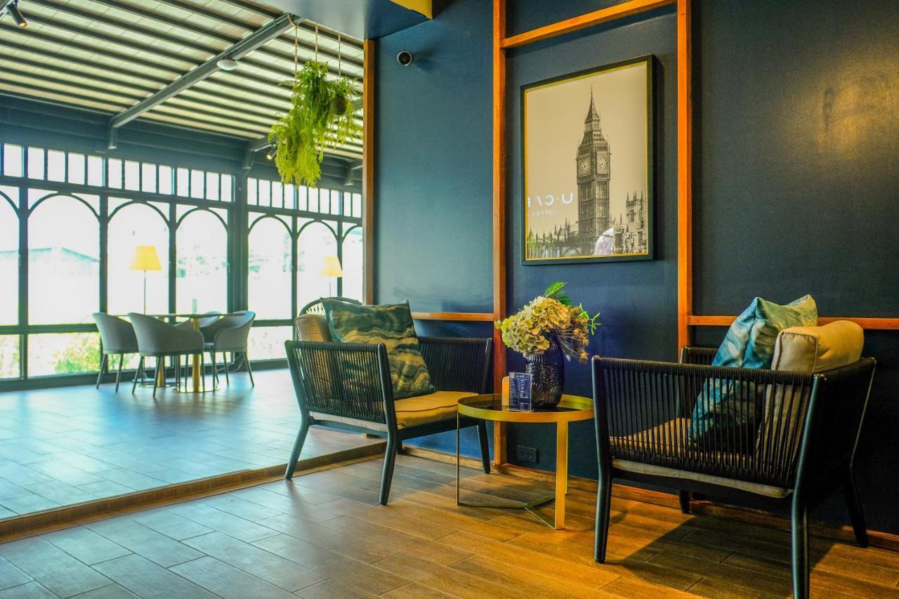 U Sabai Hotel Банкок Екстериор снимка