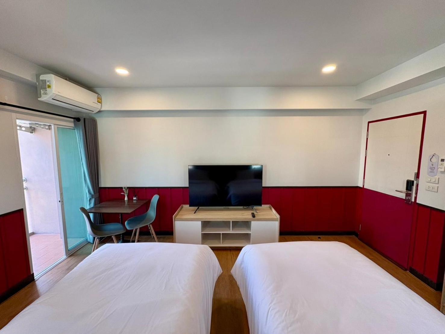 U Sabai Hotel Банкок Екстериор снимка